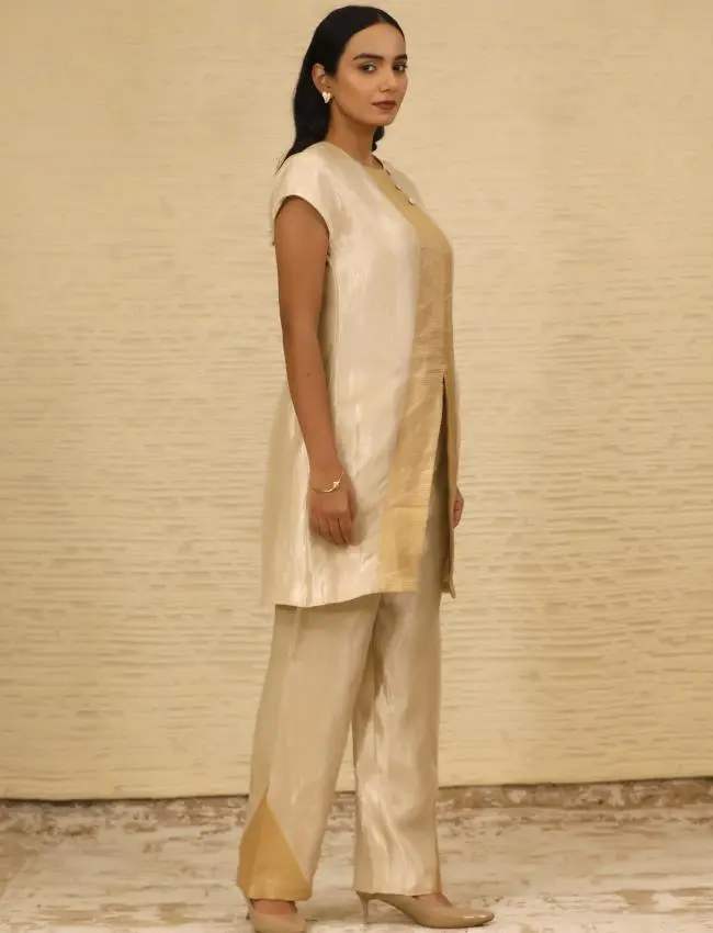 eeda_Chamak_Ivory KURTA SET