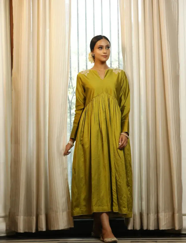 Eeda_Sehej_Green_Long_KurtaSet