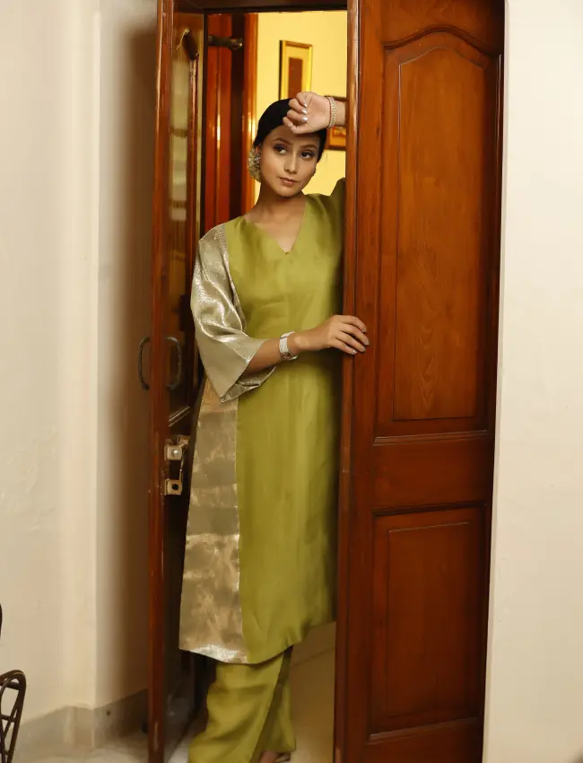 Eeda_Sehej_Green_Long_KurtaSet