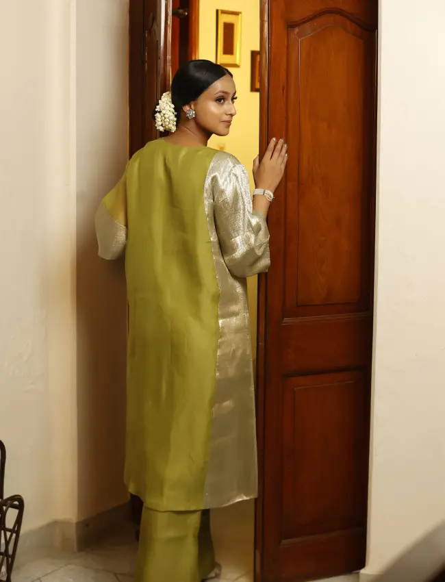 Eeda_Sehej_Green_Long_KurtaSet