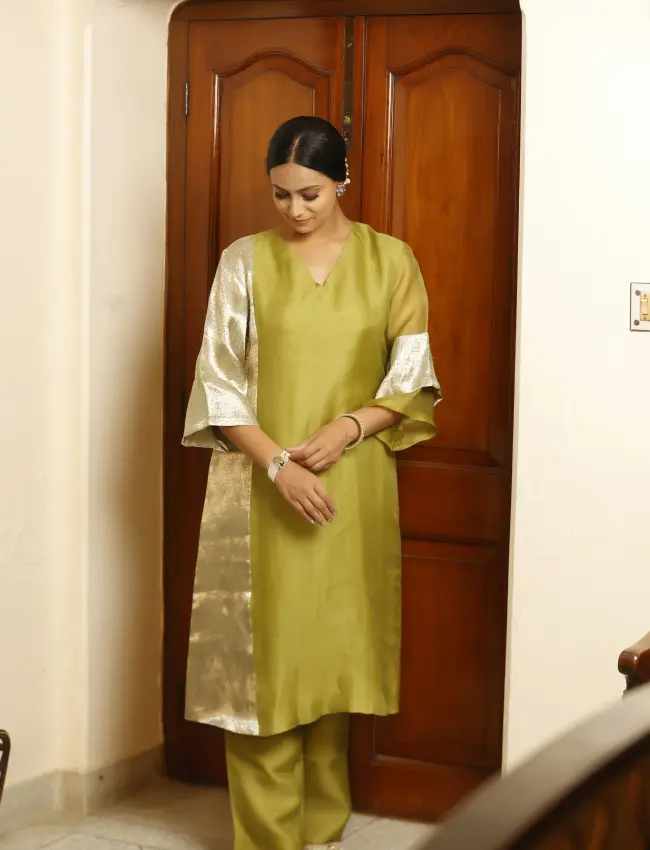 Eeda_Sehej_Green_Long_KurtaSet