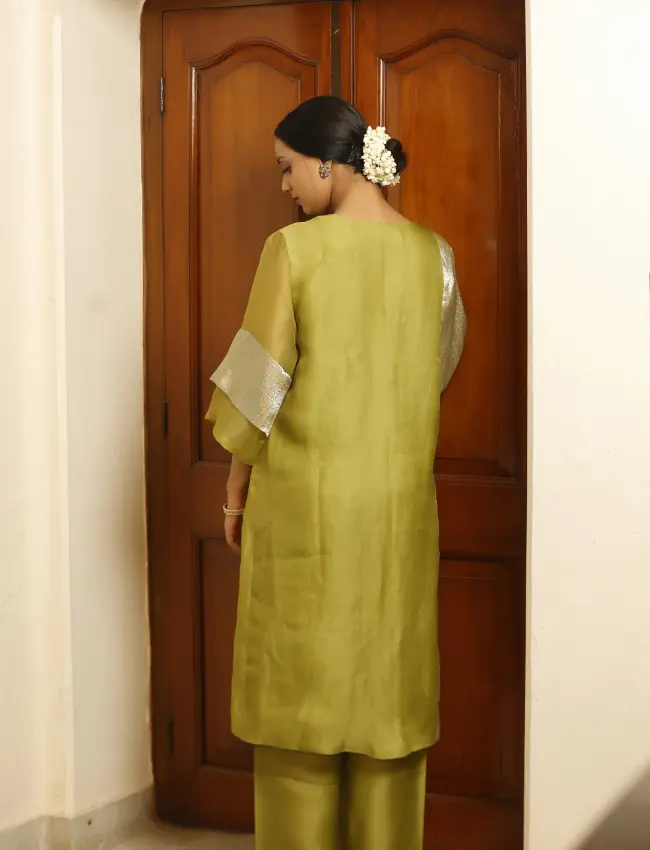 Eeda_Sehej_Green_Long_KurtaSet