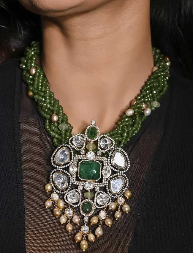 Bedecked Necklace With Earrings JBRMR24NKS65