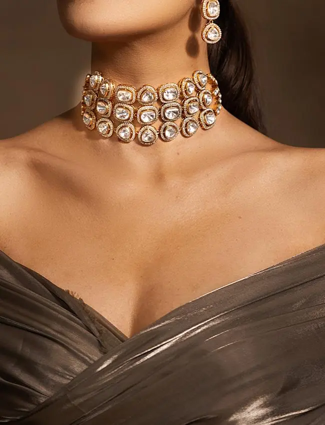 Regal Golden Glow Choker Necklace Set JBRSSNK253
