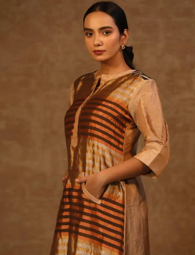 DHUN A IINE ZARI STRIPE DRESS(K03)
