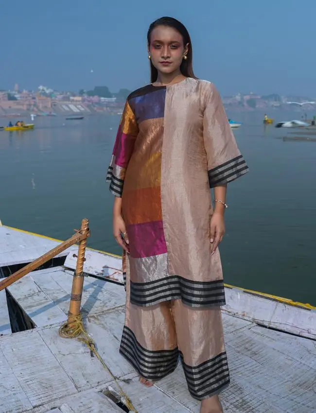 DHUN ZARI STRIPED PATCH KURTA SET(K08)