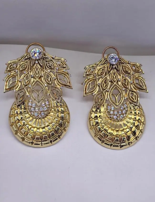 WANDER EARRINGS